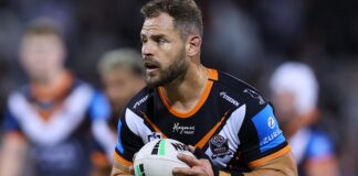 Aidan Sezer Extends Stay with Hull FC Until 2027