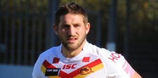 Julian Bousquet Re-signs with Catalans Dragons